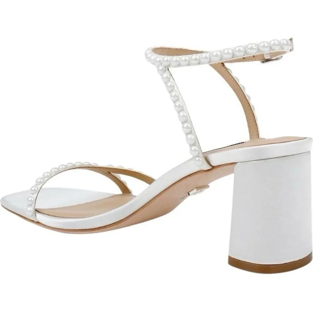 Badgley Mischka | Giabella Ankle Strap Sandal